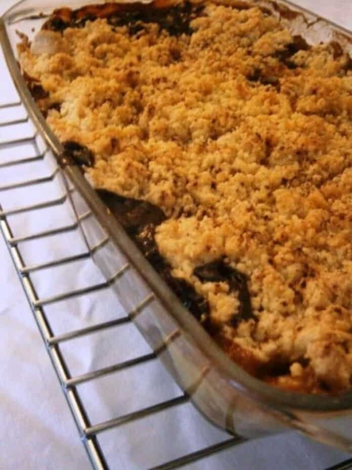 Crumble de banana e chocolate