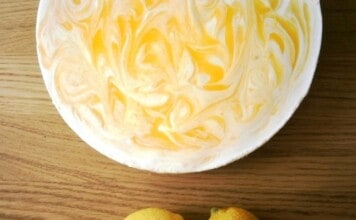 Cheesecake de Limão com limões