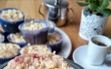 Cupcakes Crocantes de Frutos Vermelhos